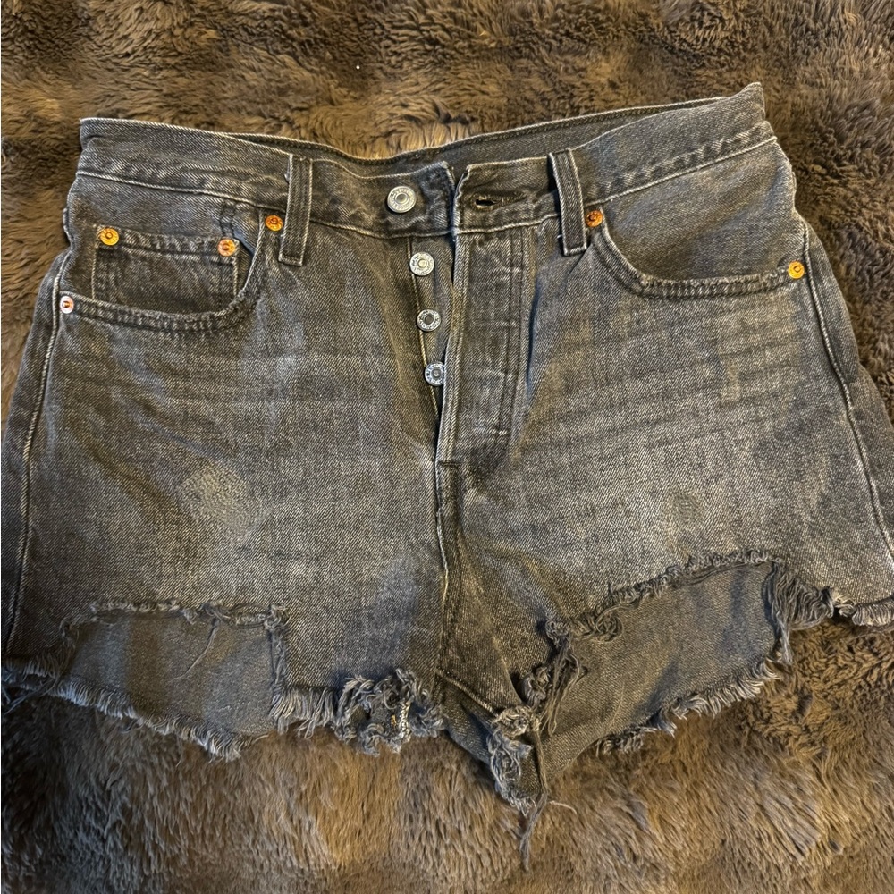 Rib-cage Levi 501 charcoal black shorts ultra high rise size 27.